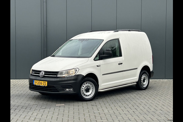 Volkswagen Caddy 2.0 TDI 123 PK / L1H1 / 4x4 / 4Motion / 1e EIG. / ACHTERKLEP / TREKHAAK / INRICHTING / AIRCO / CRUISE / NAVI / APPLE CARPLAY