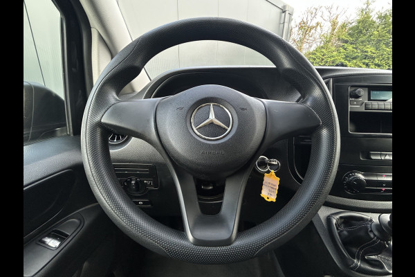 Mercedes-Benz Vito 110 CDI 110 PK / L2H1 / 1e EIGENAAR / TREKHAAK / AIRCO / BLUETOOTH
