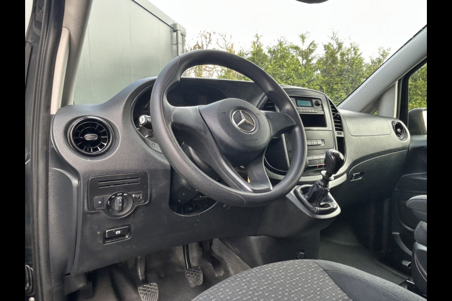 Mercedes-Benz Vito 110 CDI 110 PK / L2H1 / 1e EIGENAAR / TREKHAAK / AIRCO / BLUETOOTH