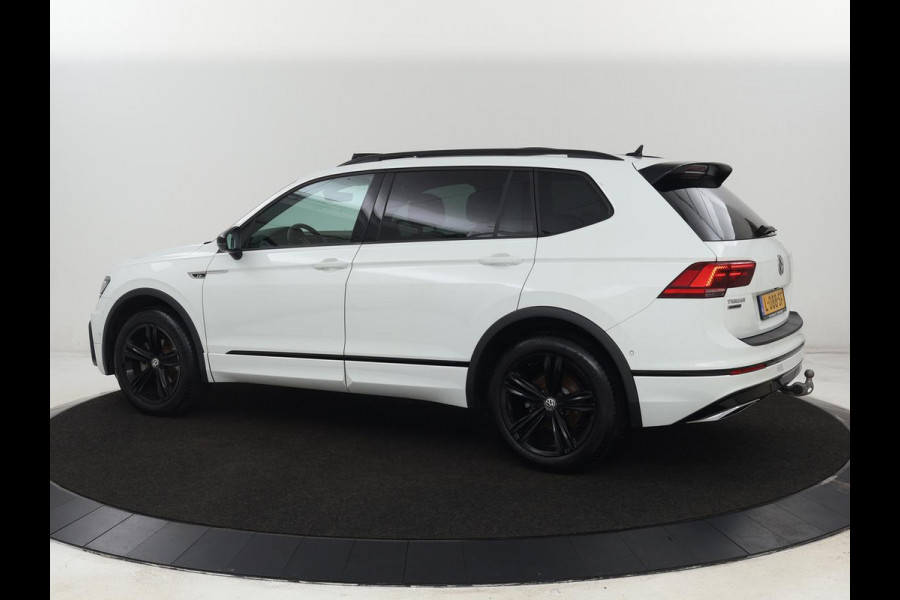Volkswagen Tiguan Allspace 1.5 TSI R Line 7-Persoons | Panoramadak | Stoelverwarming | Trekhaak | Massage | Keyless | 19'' | Camera | Carplay | Adaptive cruise | Full LED | Navigatie Volkswagen Tiguan Allspace 1.5 TSI R Line 7-Persoons | Panoramadak | Stoelverwarming | Trekhaak | Massage | Keyless | 19'' | Camera | Carplay | Adaptive cruise | Full LED | Navigatie