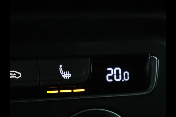 Volkswagen Tiguan Allspace 1.5 TSI R Line 7-Persoons | Panoramadak | Stoelverwarming | Trekhaak | Massage | Keyless | 19'' | Camera | Carplay | Adaptive cruise | Full LED | Navigatie Volkswagen Tiguan Allspace 1.5 TSI R Line 7-Persoons | Panoramadak | Stoelverwarming | Trekhaak | Massage | Keyless | 19'' | Camera | Carplay | Adaptive cruise | Full LED | Navigatie