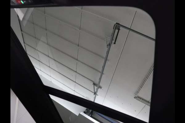 Volkswagen Tiguan Allspace 1.5 TSI R Line 7-Persoons | Panoramadak | Stoelverwarming | Trekhaak | Massage | Keyless | 19'' | Camera | Carplay | Adaptive cruise | Full LED | Navigatie Volkswagen Tiguan Allspace 1.5 TSI R Line 7-Persoons | Panoramadak | Stoelverwarming | Trekhaak | Massage | Keyless | 19'' | Camera | Carplay | Adaptive cruise | Full LED | Navigatie