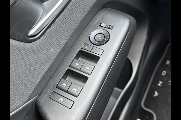 Hyundai Kona 1.6 GDI HEV Comfort Smart Hyundai Kona 1.6 GDI HEV Comfort Smart