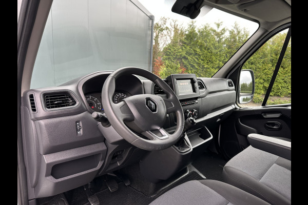 Renault Master T35 2.3 dCi 135 PK / L2H2 / 1e EIG. / 40.759 KM / TREKHAAK / AIRCO / NAVIGATIE / LED DAGRIJVERL.