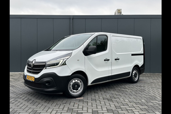 Renault Trafic 2.0 dCi 120 PK / L1H1 / 1e EIG. / TREKHAAK / 2x SCHUIFDEUR / AIRCO / CRUISE / NAVI / LED KOPLAMPEN