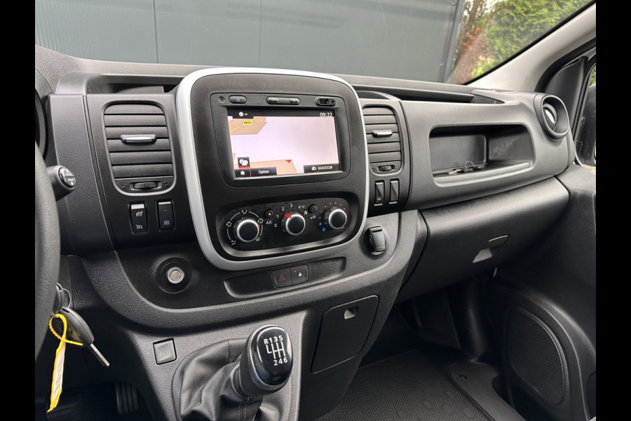 Renault Trafic 2.0 dCi 120 PK / L1H1 / 1e EIG. / TREKHAAK / 2x SCHUIFDEUR / AIRCO / CRUISE / NAVI / LED KOPLAMPEN