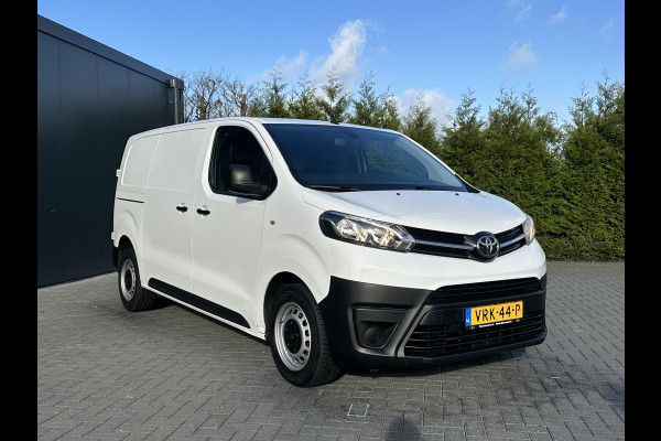 Toyota ProAce 2.0 D-4D 145 PK / L2H1 / 1e EIGENAAR / 74.939 KM / AIRCO / CRUISE / 3-ZITS / BLUETOOTH Toyota ProAce 2.0 D-4D 145 PK / L2H1 / 1e EIGENAAR / 74.939 KM / AIRCO / CRUISE / 3-ZITS / BLUETOOTH