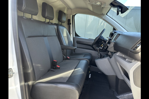 Toyota ProAce 2.0 D-4D 145 PK / L2H1 / 1e EIGENAAR / 74.939 KM / AIRCO / CRUISE / 3-ZITS / BLUETOOTH Toyota ProAce 2.0 D-4D 145 PK / L2H1 / 1e EIGENAAR / 74.939 KM / AIRCO / CRUISE / 3-ZITS / BLUETOOTH