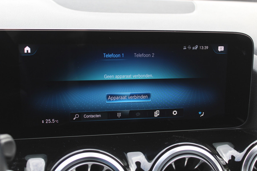 Mercedes-Benz EQA 250 Business Solution Luxury 67 kWh / SoH 97.3% / Camera / Navigatie / Half leder / 18'' / Stoelverwarming / DAB / Cruise Control Mercedes-Benz EQA 250 Business Solution Luxury 67 kWh / SoH 97.3% / Camera / Navigatie / Half leder / 18'' / Stoelverwarming / DAB / Cruise Control