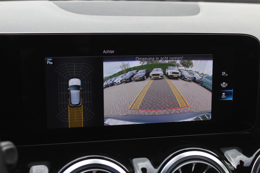 Mercedes-Benz EQA 250 Business Solution Luxury 67 kWh / SoH 97.3% / Camera / Navigatie / Half leder / 18'' / Stoelverwarming / DAB / Cruise Control Mercedes-Benz EQA 250 Business Solution Luxury 67 kWh / SoH 97.3% / Camera / Navigatie / Half leder / 18'' / Stoelverwarming / DAB / Cruise Control
