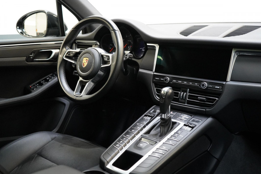 Porsche Macan 2.0 | Panoramadak | Bose | Apple Carplay | Memory | Virtual cockpit Porsche Macan 2.0 | Panoramadak | Bose | Apple Carplay | Memory | Virtual cockpit