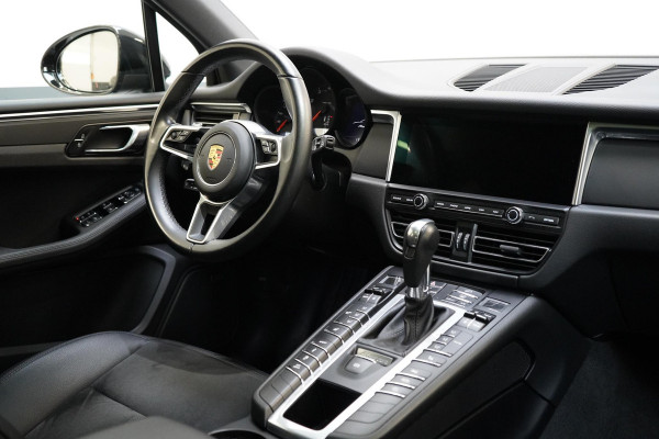 Porsche Macan 2.0 | Panoramadak | Bose | Apple Carplay | Memory | Virtual cockpit Porsche Macan 2.0 | Panoramadak | Bose | Apple Carplay | Memory | Virtual cockpit