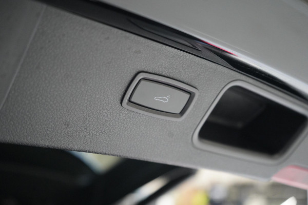 Porsche Macan 2.0 | Panoramadak | Bose | Apple Carplay | Memory | Virtual cockpit Porsche Macan 2.0 | Panoramadak | Bose | Apple Carplay | Memory | Virtual cockpit