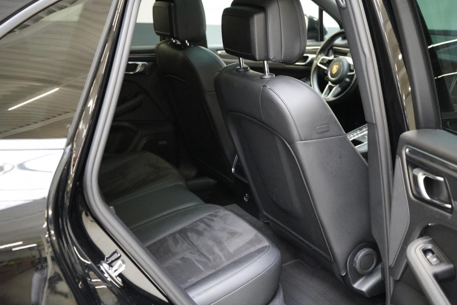 Porsche Macan 2.0 | Panoramadak | Bose | Apple Carplay | Memory | Virtual cockpit Porsche Macan 2.0 | Panoramadak | Bose | Apple Carplay | Memory | Virtual cockpit