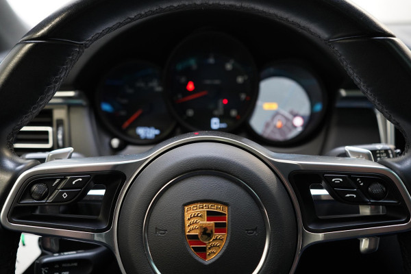 Porsche Macan 2.0 | Panoramadak | Bose | Apple Carplay | Memory | Virtual cockpit Porsche Macan 2.0 | Panoramadak | Bose | Apple Carplay | Memory | Virtual cockpit
