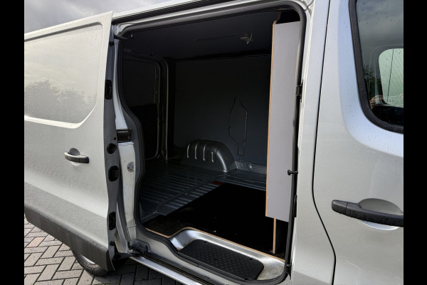 Opel Vivaro 1.6 CDTI 126 PK / L1H1 / 1e EIG. / AIRCO / CRUISE / CAMERA / TREKHAAK / ACHTERKLEP Opel Vivaro 1.6 CDTI 126 PK / L1H1 / 1e EIG. / AIRCO / CRUISE / CAMERA / TREKHAAK / ACHTERKLEP