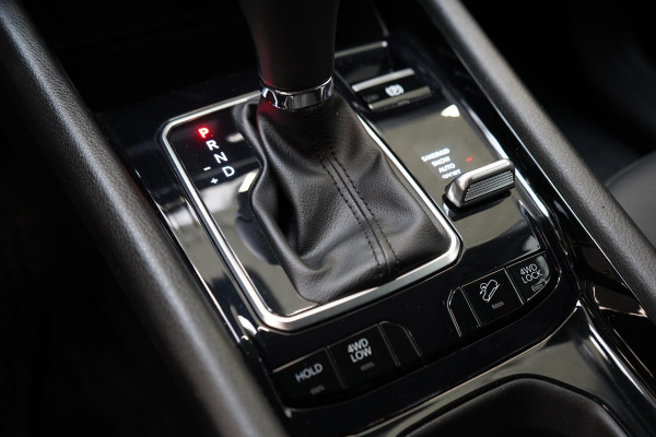 Jeep Compass 4xe 240 Plug-in Hybrid Electric S | Leder | Navigatie | Achteruitrijcamera | Stuurverwarming Jeep Compass 4xe 240 Plug-in Hybrid Electric S | Leder | Navigatie | Achteruitrijcamera | Stuurverwarming