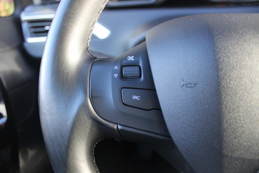 Peugeot 208 1.2 82PK ALLURE | TREKHAAK | NAVIGATIE | APPLE CARPLAY/ANDROID AUTO | CRUISE CONTROL | CLIMATE CONTROL | LICHTMETALEN VELGEN 16" | ALL SEASON BANDEN | DAB+ RADIO | PARKEERSENSOREN ACHTER | Peugeot 208 1.2 82PK ALLURE | TREKHAAK | NAVIGATIE | APPLE CARPLAY/ANDROID AUTO | CRUISE CONTROL | CLIMATE CONTROL | LICHTMETALEN VELGEN 16" | ALL SEASON BANDEN | DAB+ RADIO | PARKEERSENSOREN ACHTER |
