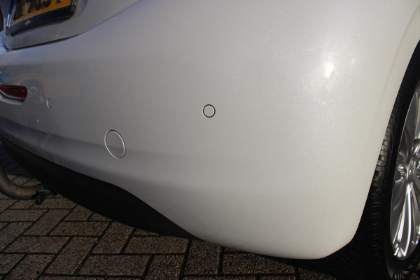 Peugeot 208 1.2 82PK ALLURE | TREKHAAK | NAVIGATIE | APPLE CARPLAY/ANDROID AUTO | CRUISE CONTROL | CLIMATE CONTROL | LICHTMETALEN VELGEN 16" | ALL SEASON BANDEN | DAB+ RADIO | PARKEERSENSOREN ACHTER | Peugeot 208 1.2 82PK ALLURE | TREKHAAK | NAVIGATIE | APPLE CARPLAY/ANDROID AUTO | CRUISE CONTROL | CLIMATE CONTROL | LICHTMETALEN VELGEN 16" | ALL SEASON BANDEN | DAB+ RADIO | PARKEERSENSOREN ACHTER |