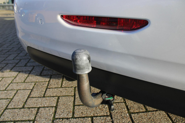 Peugeot 208 1.2 82PK ALLURE | TREKHAAK | NAVIGATIE | APPLE CARPLAY/ANDROID AUTO | CRUISE CONTROL | CLIMATE CONTROL | LICHTMETALEN VELGEN 16" | ALL SEASON BANDEN | DAB+ RADIO | PARKEERSENSOREN ACHTER | Peugeot 208 1.2 82PK ALLURE | TREKHAAK | NAVIGATIE | APPLE CARPLAY/ANDROID AUTO | CRUISE CONTROL | CLIMATE CONTROL | LICHTMETALEN VELGEN 16" | ALL SEASON BANDEN | DAB+ RADIO | PARKEERSENSOREN ACHTER |