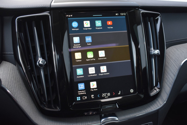 Volvo XC60 T8 AWD 455PK Plug-in Hybrid Ultra Dark | B&W | Luchtvering | HUD | Massage | Trekhaak | Stoelkoeling | Volvo XC60 T8 AWD 455PK Plug-in Hybrid Ultra Dark | B&W | Luchtvering | HUD | Massage | Trekhaak | Stoelkoeling |