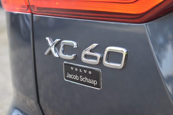 Volvo XC60 T8 AWD 455PK Plug-in Hybrid Ultra Dark | B&W | Luchtvering | HUD | Massage | Trekhaak | Stoelkoeling | Volvo XC60 T8 AWD 455PK Plug-in Hybrid Ultra Dark | B&W | Luchtvering | HUD | Massage | Trekhaak | Stoelkoeling |