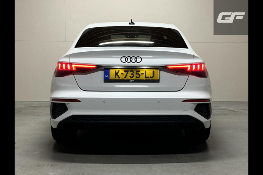 Audi A3 Limousine 35 TFSI S-Line Black Edition Sfeer Carplay NAP Audi A3 Limousine 35 TFSI S-Line Black Edition Sfeer Carplay NAP