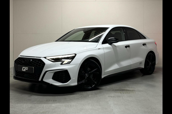 Audi A3 Limousine 35 TFSI S-Line Black Edition Sfeer Carplay NAP Audi A3 Limousine 35 TFSI S-Line Black Edition Sfeer Carplay NAP