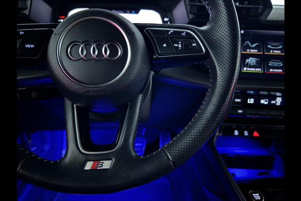 Audi A3 Limousine 35 TFSI S-Line Black Edition Sfeer Carplay NAP Audi A3 Limousine 35 TFSI S-Line Black Edition Sfeer Carplay NAP