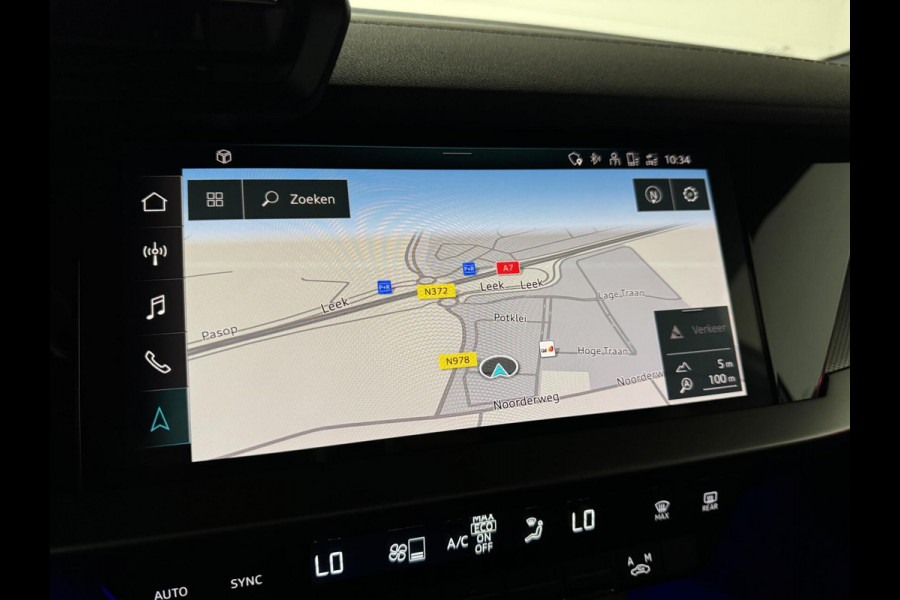 Audi A3 Limousine 35 TFSI S-Line Black Edition Sfeer Carplay NAP Audi A3 Limousine 35 TFSI S-Line Black Edition Sfeer Carplay NAP