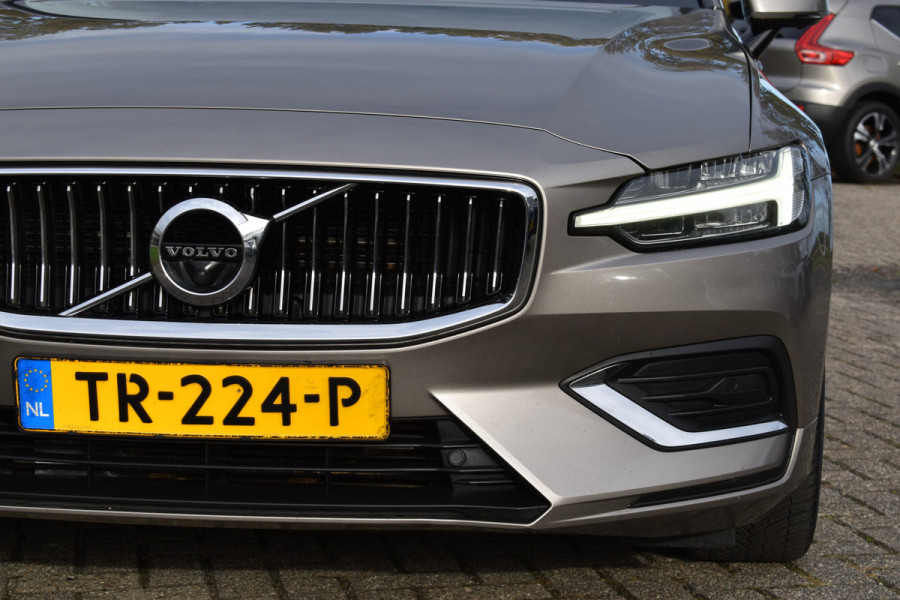 Volvo V60 T5 252PK Automaat Inscription | Trekhaak | B&W Audio | 360 camera | ACC | BLIS | Contourstoelen |