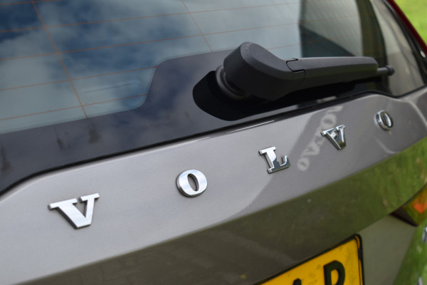 Volvo V60 T5 252PK Automaat Inscription | Trekhaak | B&W Audio | 360 camera | ACC | BLIS | Contourstoelen |