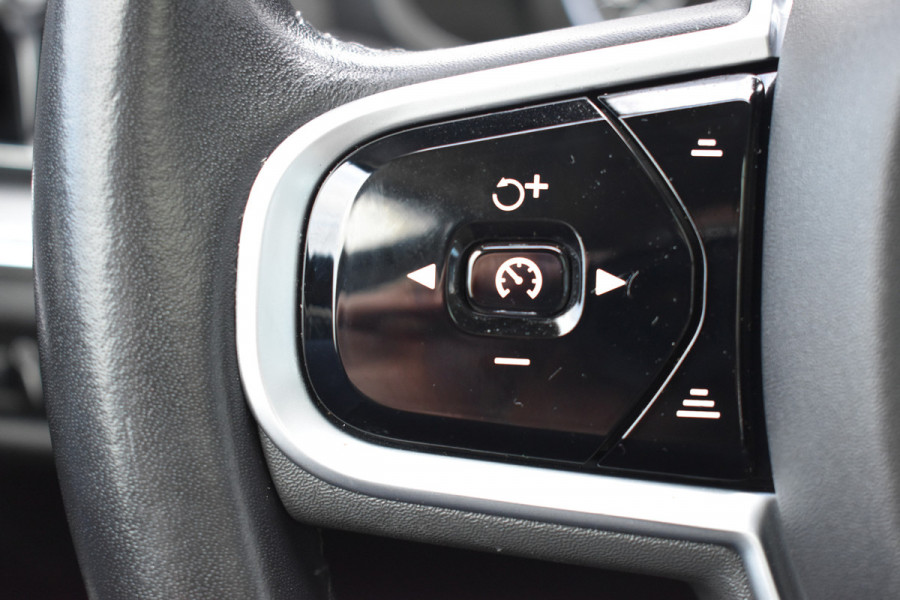 Volvo V60 T5 252PK Automaat Inscription | Trekhaak | B&W Audio | 360 camera | ACC | BLIS | Contourstoelen |