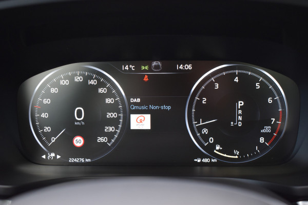 Volvo V60 T5 252PK Automaat Inscription | Trekhaak | B&W Audio | 360 camera | ACC | BLIS | Contourstoelen |