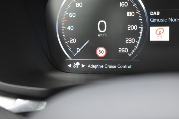 Volvo V60 T5 252PK Automaat Inscription | Trekhaak | B&W Audio | 360 camera | ACC | BLIS | Contourstoelen |