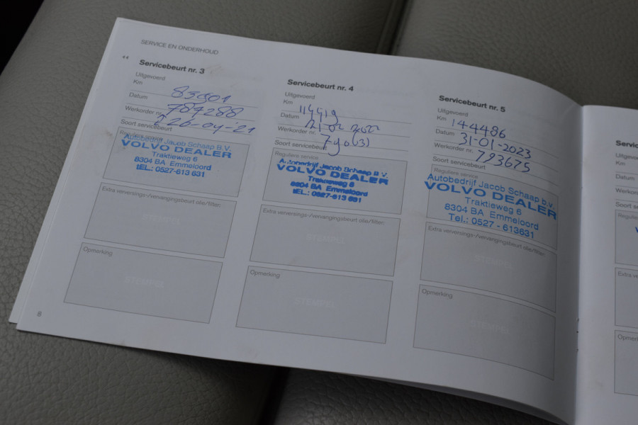 Volvo V60 T5 252PK Automaat Inscription | Trekhaak | B&W Audio | 360 camera | ACC | BLIS | Contourstoelen |