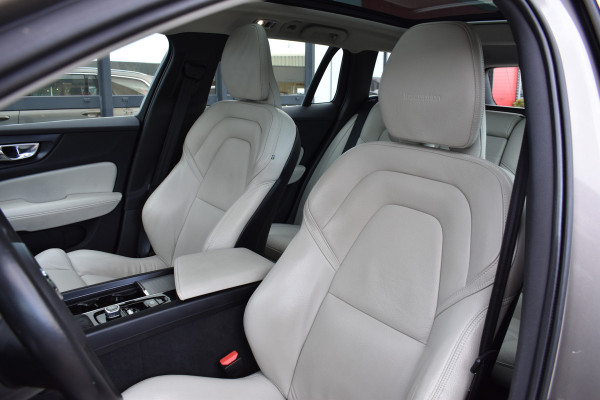 Volvo V60 T5 252PK Automaat Inscription | Trekhaak | B&W Audio | 360 camera | ACC | BLIS | Contourstoelen |