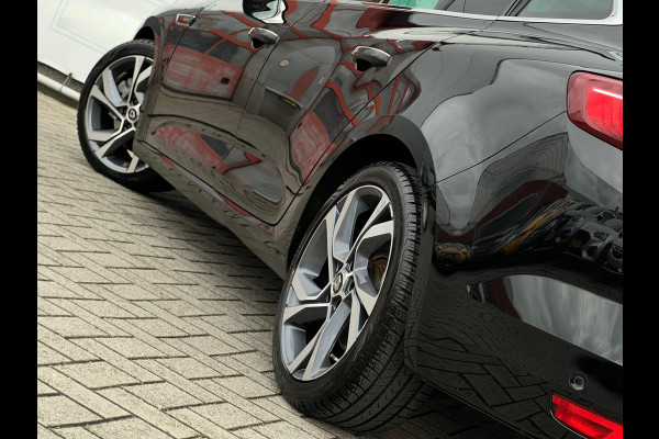 Renault MEGANE Estate 1.6 TCe GT PANO | STOELVERW | CAMERA | 205PK | ZEER GOEDE STAAT | Renault MEGANE Estate 1.6 TCe GT PANO | STOELVERW | CAMERA | 205PK | ZEER GOEDE STAAT |
