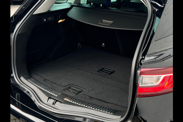 Renault MEGANE Estate 1.6 TCe GT PANO | STOELVERW | CAMERA | 205PK | ZEER GOEDE STAAT | Renault MEGANE Estate 1.6 TCe GT PANO | STOELVERW | CAMERA | 205PK | ZEER GOEDE STAAT |