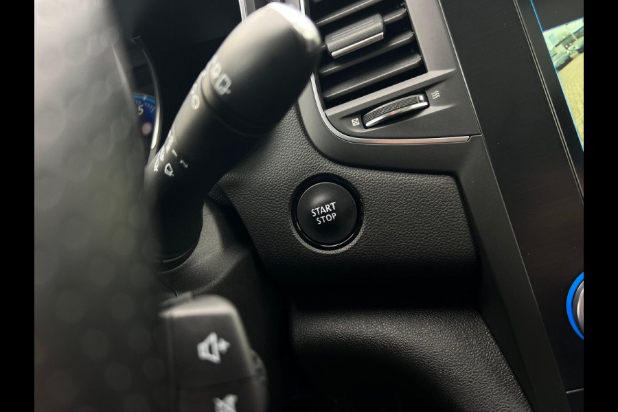 Renault MEGANE Estate 1.6 TCe GT PANO | STOELVERW | CAMERA | 205PK | ZEER GOEDE STAAT | Renault MEGANE Estate 1.6 TCe GT PANO | STOELVERW | CAMERA | 205PK | ZEER GOEDE STAAT |