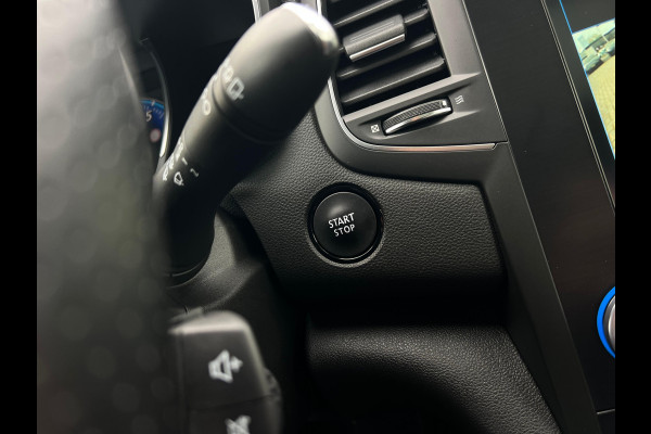 Renault MEGANE Estate 1.6 TCe GT PANO | STOELVERW | CAMERA | 205PK | ZEER GOEDE STAAT | Renault MEGANE Estate 1.6 TCe GT PANO | STOELVERW | CAMERA | 205PK | ZEER GOEDE STAAT |