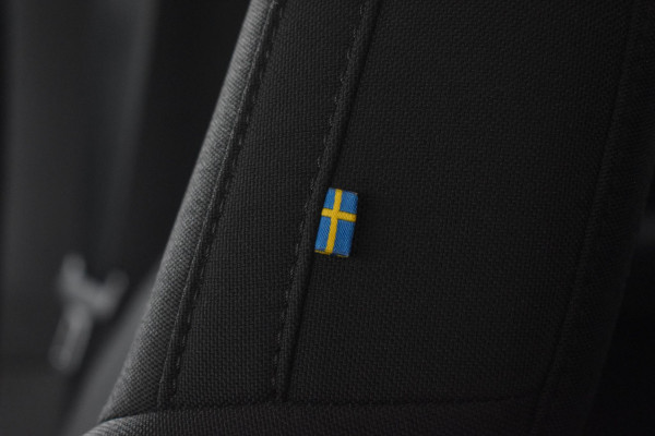 Volvo XC40 T5 262PK Automaat Recharge R-Design / Navigatie / Stuur & Stoelverwarming / Elektrische achterklep / Achteruitrijcamera / Elektr. Trekhaak / Elektrische stoelverst. met geheugen Volvo XC40 T5 262PK Automaat Recharge R-Design / Navigatie / Stuur & Stoelverwarming / Elektrische achterklep / Achteruitrijcamera / Elektr. Trekhaak / Elektrische stoelverst. met geheugen