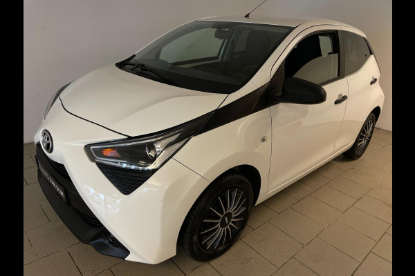 Toyota Aygo 1.0 VVT-i x-fun AIRCO ELEK RAMEN LIMITER CENT VERG SPARCO WIELDOP SET PRIVACYGLAS ZEER NETTE AUTO