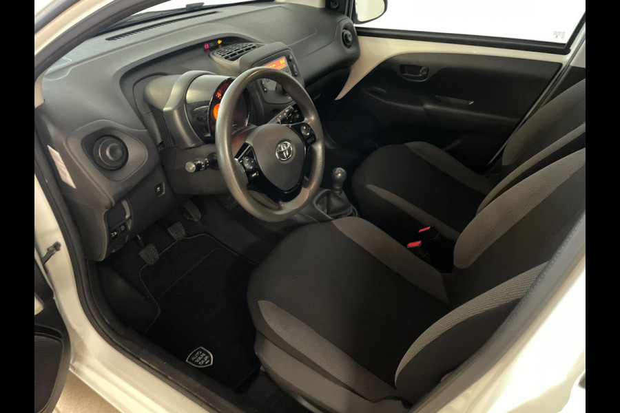 Toyota Aygo 1.0 VVT-i x-fun AIRCO ELEK RAMEN LIMITER CENT VERG SPARCO WIELDOP SET PRIVACYGLAS ZEER NETTE AUTO