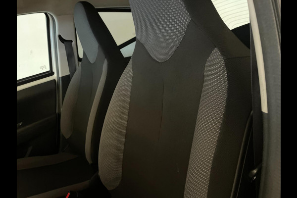 Toyota Aygo 1.0 VVT-i x-fun AIRCO ELEK RAMEN LIMITER CENT VERG SPARCO WIELDOP SET PRIVACYGLAS ZEER NETTE AUTO