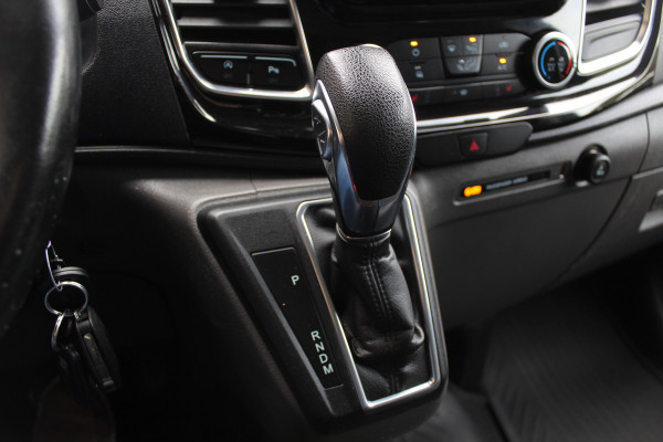 Ford Transit Custom 300 2.0 TDCI L2H1 Limited / Trekhaak / Camera / Leder / 2x Zijschuifdeur / Xenon / Dodehoek / 16'' / Navigatie / Dodehoek / Cruise Control