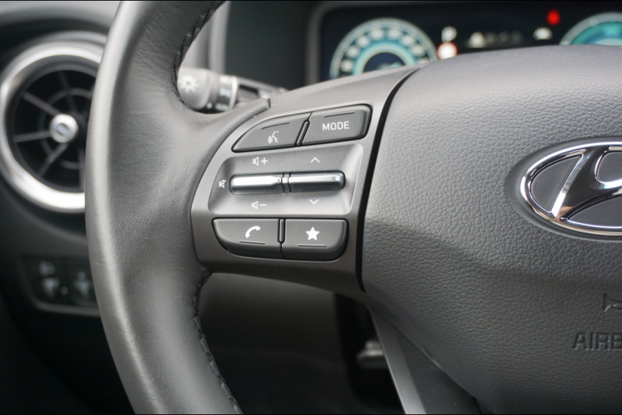 Hyundai Kona 140PK HYBR. Fashion AUTOMAAT | ADAPTIVE | AFN. HAAK | CAMERA! Hyundai Kona 140PK HYBR. Fashion AUTOMAAT | ADAPTIVE | AFN. HAAK | CAMERA!