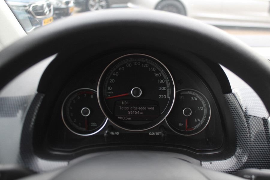 Volkswagen up! 1.0 BMT move up! / NL Auto! / BTW / Airco / DAB / Radio / Bluetooth / 5drs
