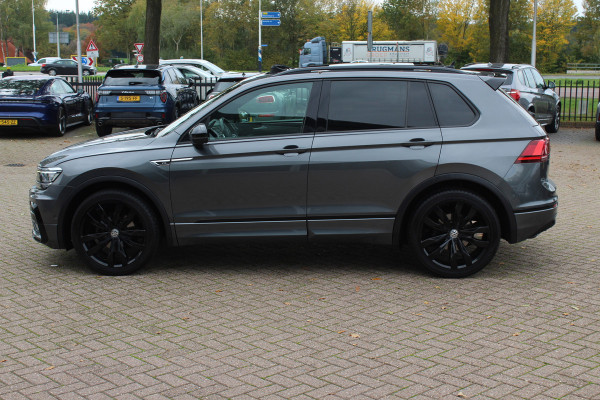 Volkswagen Tiguan 1.5 TSI ACT Highline Business 3x R-Line / Panoramadak / Camera / Leder / 20'' / Blackpack / CarPlay / DAB / Stoelverwarming / Virtual Cockpit / ACC Volkswagen Tiguan 1.5 TSI ACT Highline Business 3x R-Line / Panoramadak / Camera / Leder / 20'' / Blackpack / CarPlay / DAB / Stoelverwarming / Virtual Cockpit / ACC