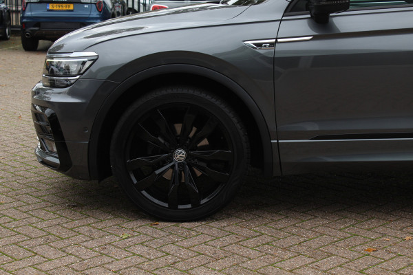 Volkswagen Tiguan 1.5 TSI ACT Highline Business 3x R-Line / Panoramadak / Camera / Leder / 20'' / Blackpack / CarPlay / DAB / Stoelverwarming / Virtual Cockpit / ACC Volkswagen Tiguan 1.5 TSI ACT Highline Business 3x R-Line / Panoramadak / Camera / Leder / 20'' / Blackpack / CarPlay / DAB / Stoelverwarming / Virtual Cockpit / ACC
